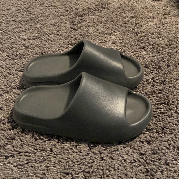 Yeezy slides